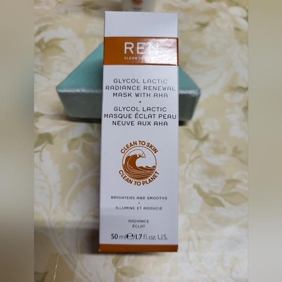 REN Glycol Lactic Radiance Renewal Mask, NIB - Picture 2 of 9